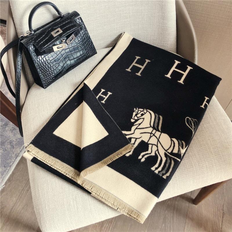 New Tassel Scarf Women's Extended Warm Large Size Shawl Winter Letter Carriage Scarf One Piece