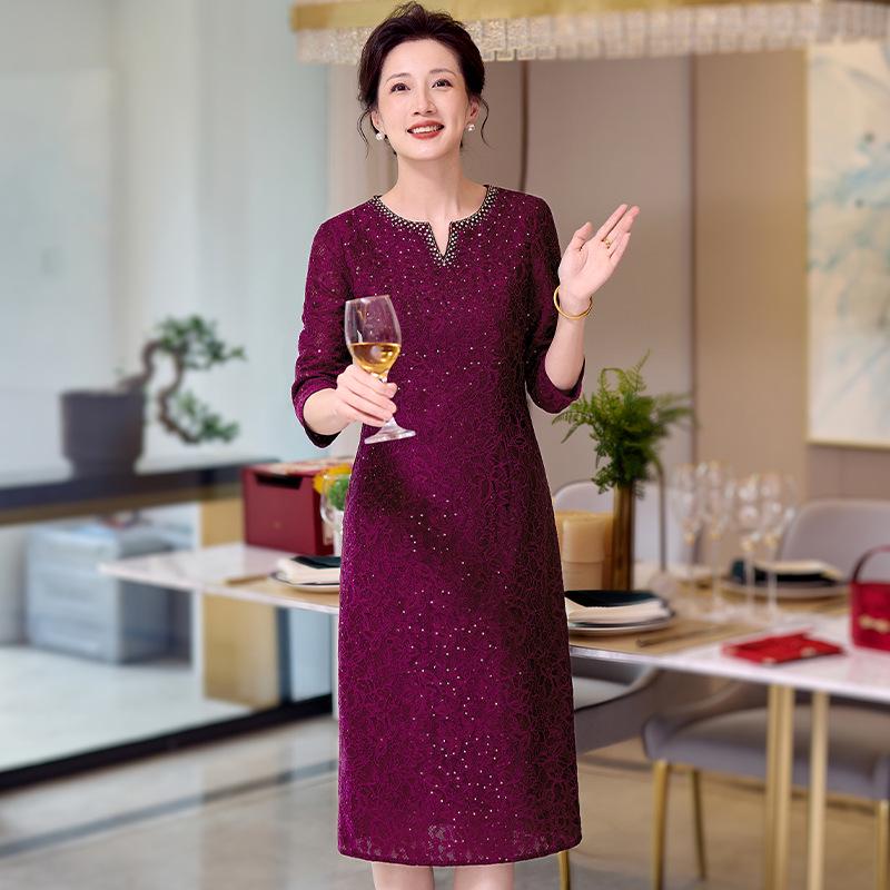 Abendkleid in Übergröße mit Perlenstickerei und Spitze für Hochzeiten oder Bankette im Frühling/Herbst
