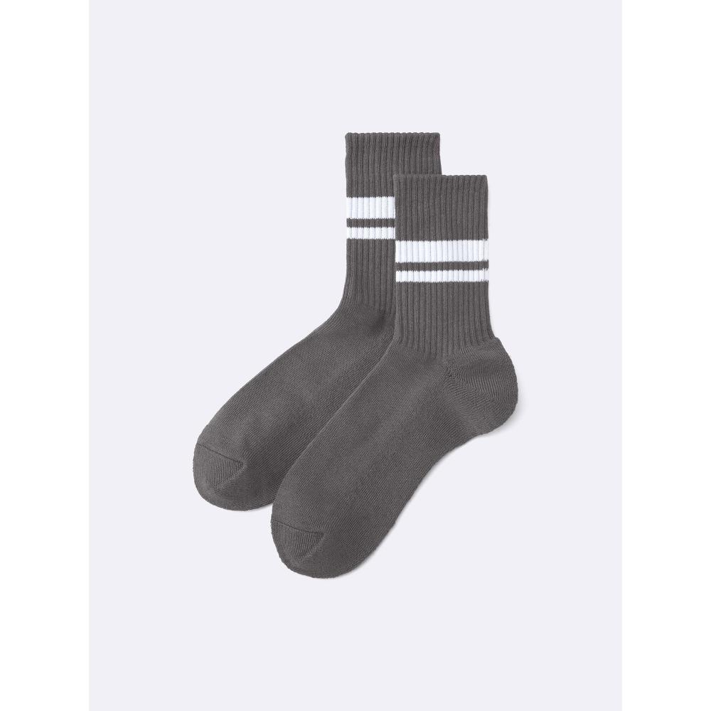 GU by Uniqlo Hohe Knöchelsocken Linie