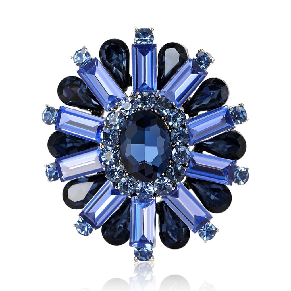 Vintage Crystal Flower Brooch for Women Unisex Rhinestone Pins Casual Party Accessories Gifts
