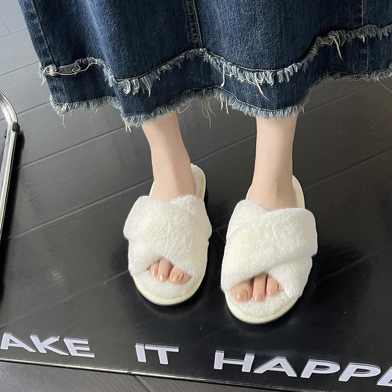 Plus Size Women's Open Toe Fur Slippers - Winter Plush Flat Bottom Indoor Warmth