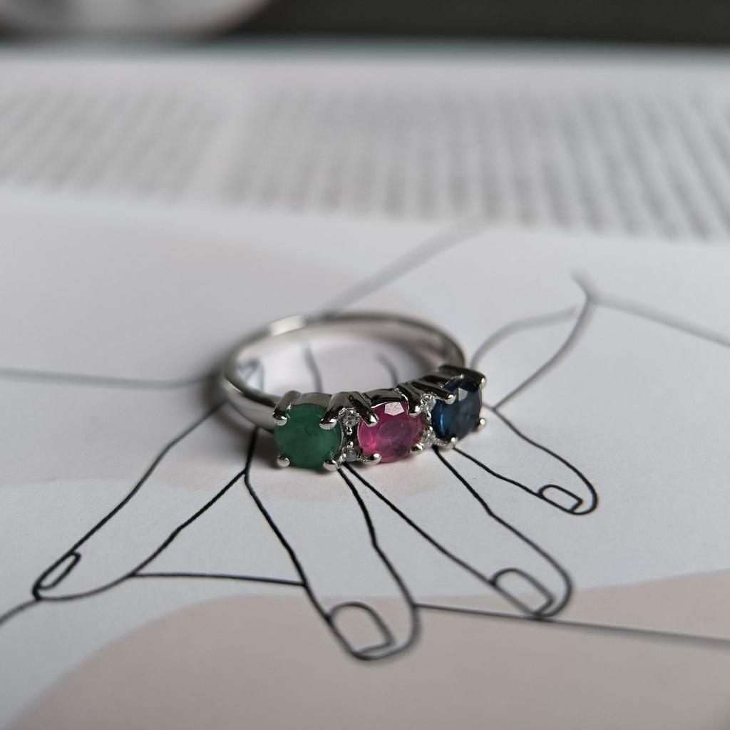 Silver Ring with Natural Sapphire 1.917ct, Emerald, Ruby, Item Weight 3.2 G (2182351)