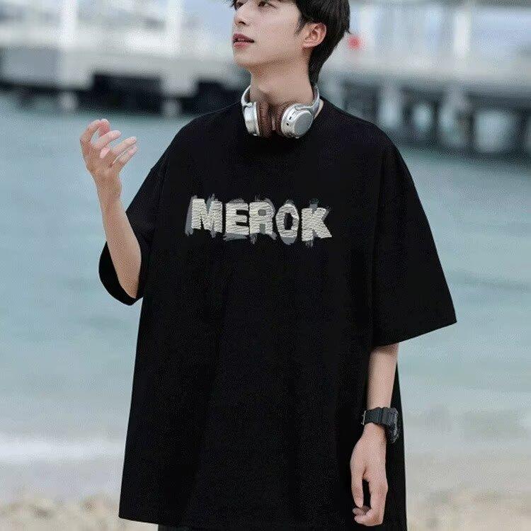Ny kortärmad t-shirt för män på sommaren, koreansk stil trend, enkel halvärmad topp, Hong Kong-stil lös avslappnad märkes-t-shirt