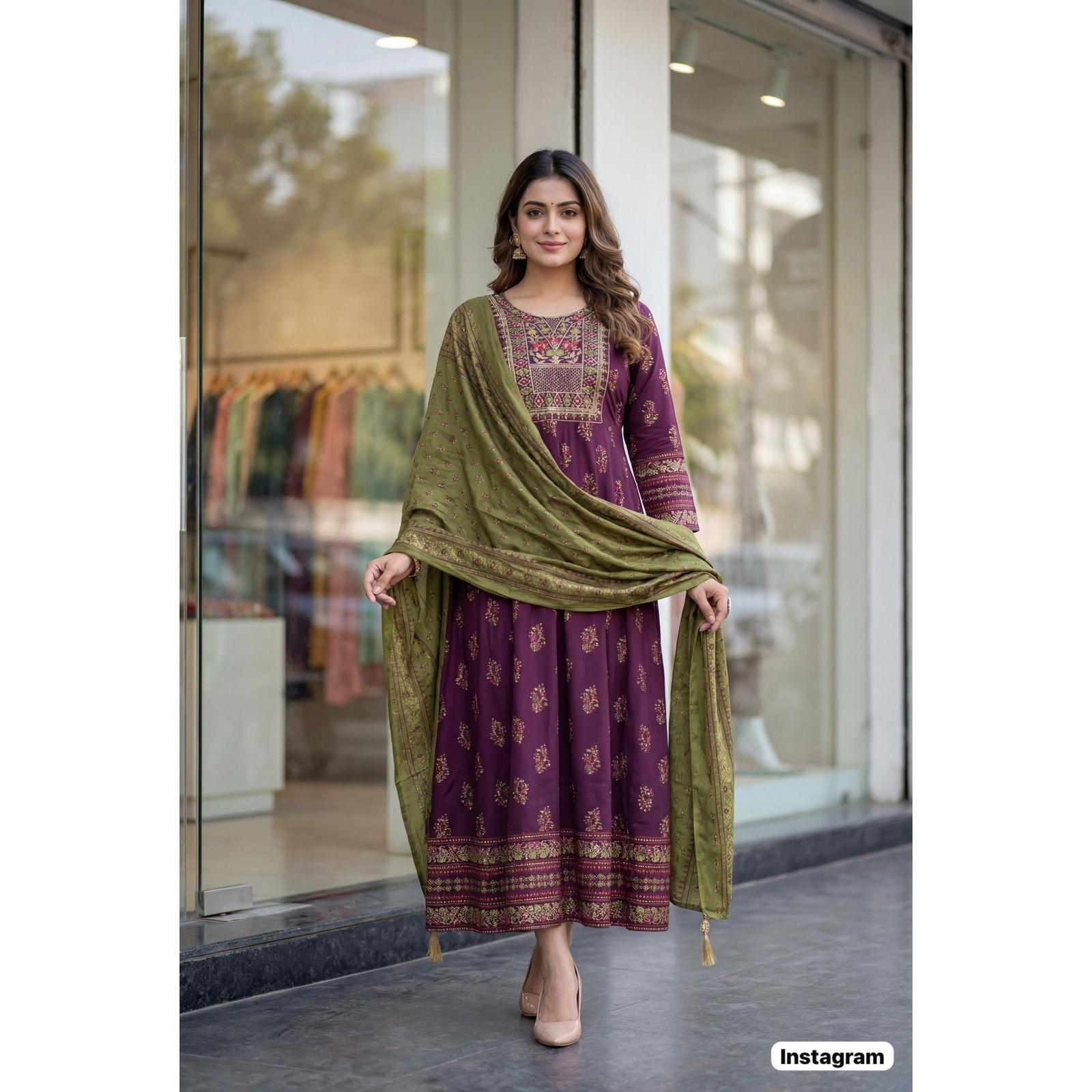 Beautiful Heavy Rayon Designer Kurti Set Women s Anarkali Kurta with Dupatta Set M-38 фиолетовый