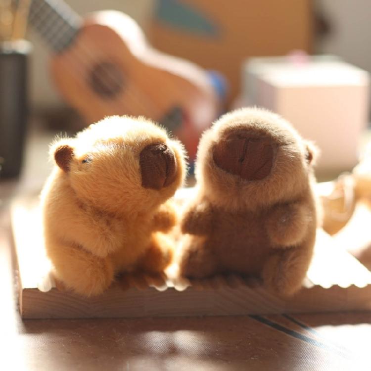Cute Capybara Keychain Plush Bag Charm Accessory Adorable Stuffed Doll Keyring