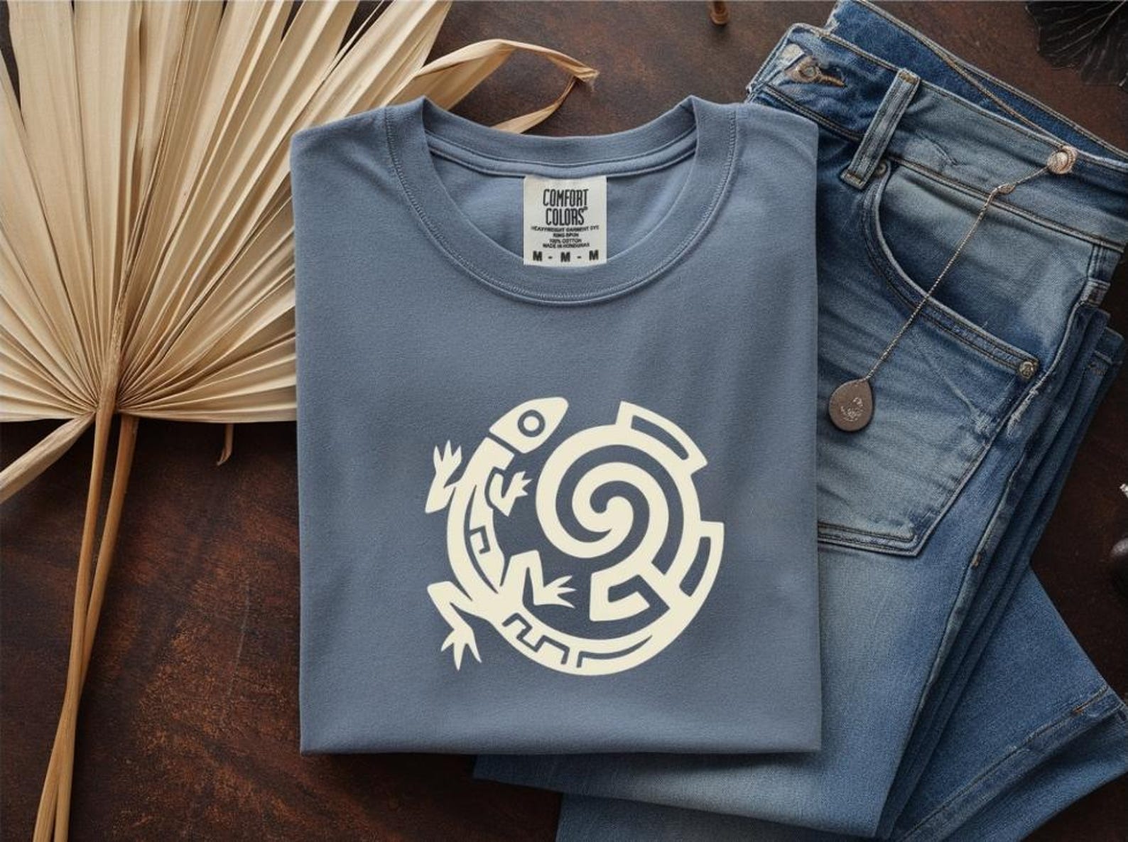 Tribal Gecko T-Shirt, Southwestern Lizard Graphic Tee, Boho Desert Style Shirt, Reptile Lover Tribal Art T-Shirt S
