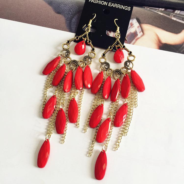 

Retro fashion versatile personality earrings Bohemian long fringed light luxury temperament earrings accessories