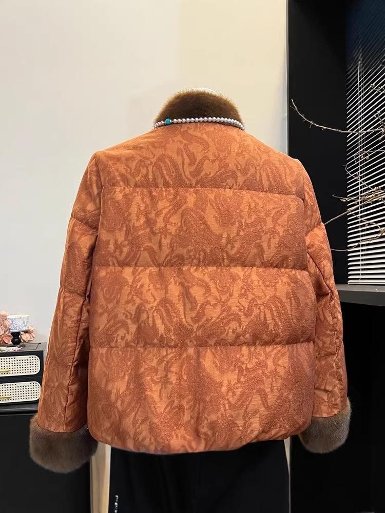 2025 New Style Light Luxury Down Cotton Jacket for Middle-Aged & Elderly Women - Warm, Thickened, Cold-Protective Outerwear