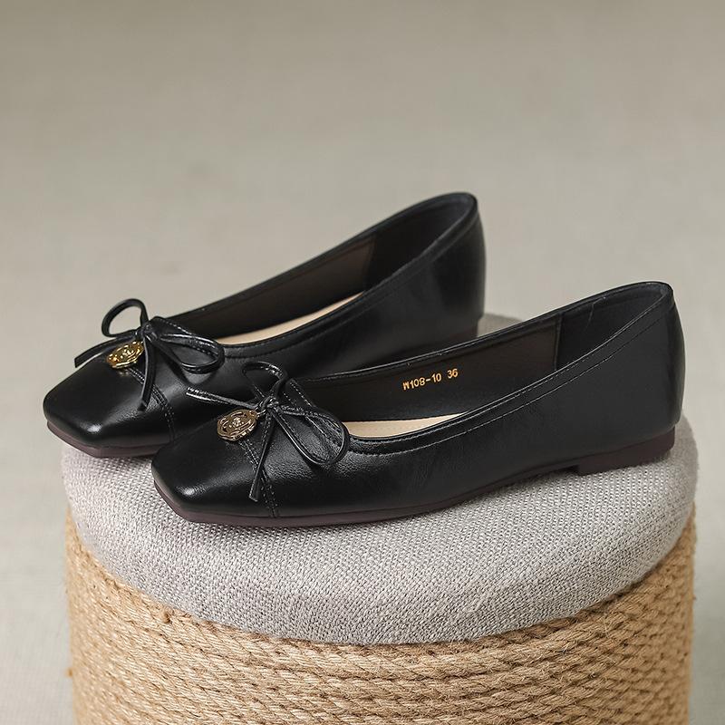 Viereckiger Kopf flacher Mund einzelne Schuhe Damen flache Sohle neue koreanische Version Feenstil Oma-Schuhe weiches Leder weiche Sohle Doudou-Schuhe W108-10