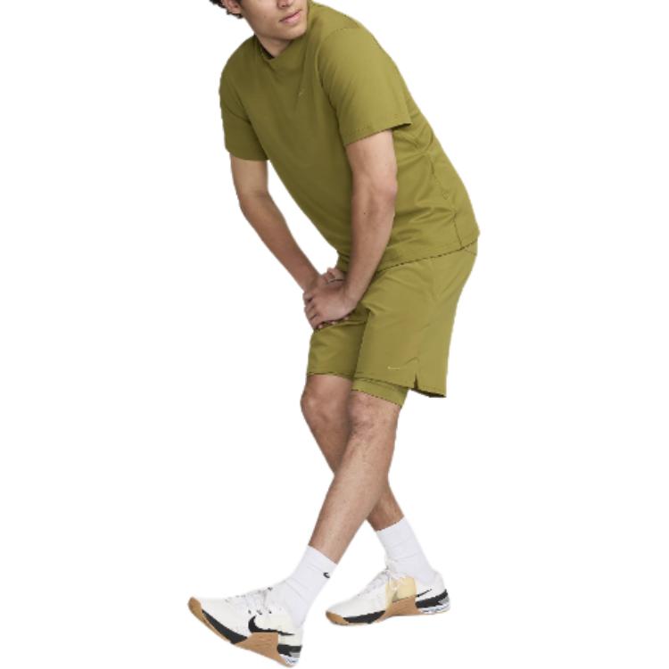 Nike Unbegrenzte Herren Dri-FIT 7" 2-in-1 Vielseitige Shorts DV9334-307