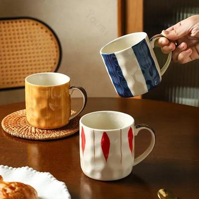 Kreative exquisite Keramikbecher High-End-Büro-Freizeit-Wasserbecher Home Nachmittagstee Kaffeetassen Einzigartige Paarbecher