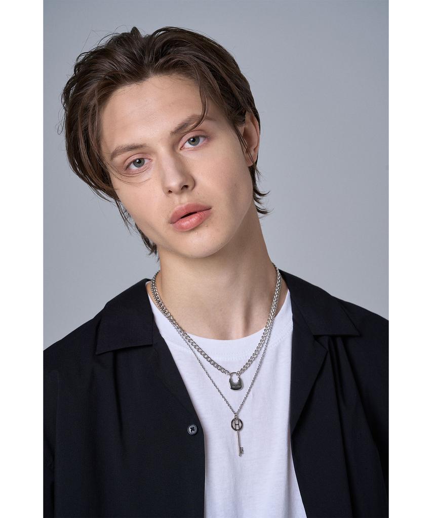 Hawha Key Slim Necklace
