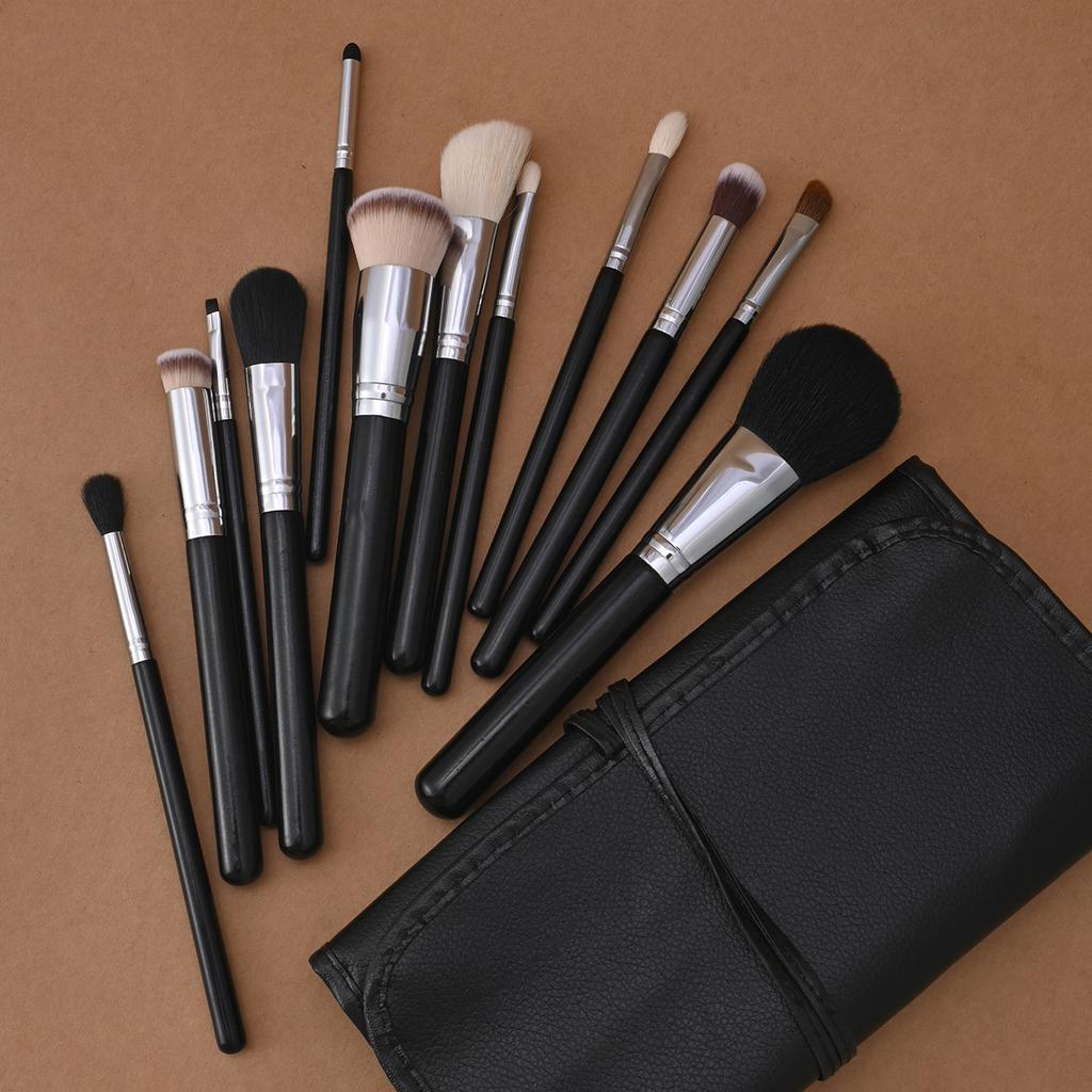Loose Powder Brush, Foundation, Concealer Brush, Nose Shadow, Eye Shadow, Lip Brush, Contouring Highlighter Makeup Brush Set, Animal Hair Brush