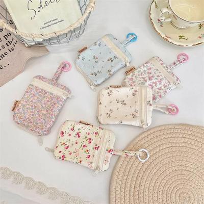 Ins Floral Kpop Photocard Holder with Carabiner Floral Print Earphone Key Holder for Girl Small Organizer Bag for Daily Travel