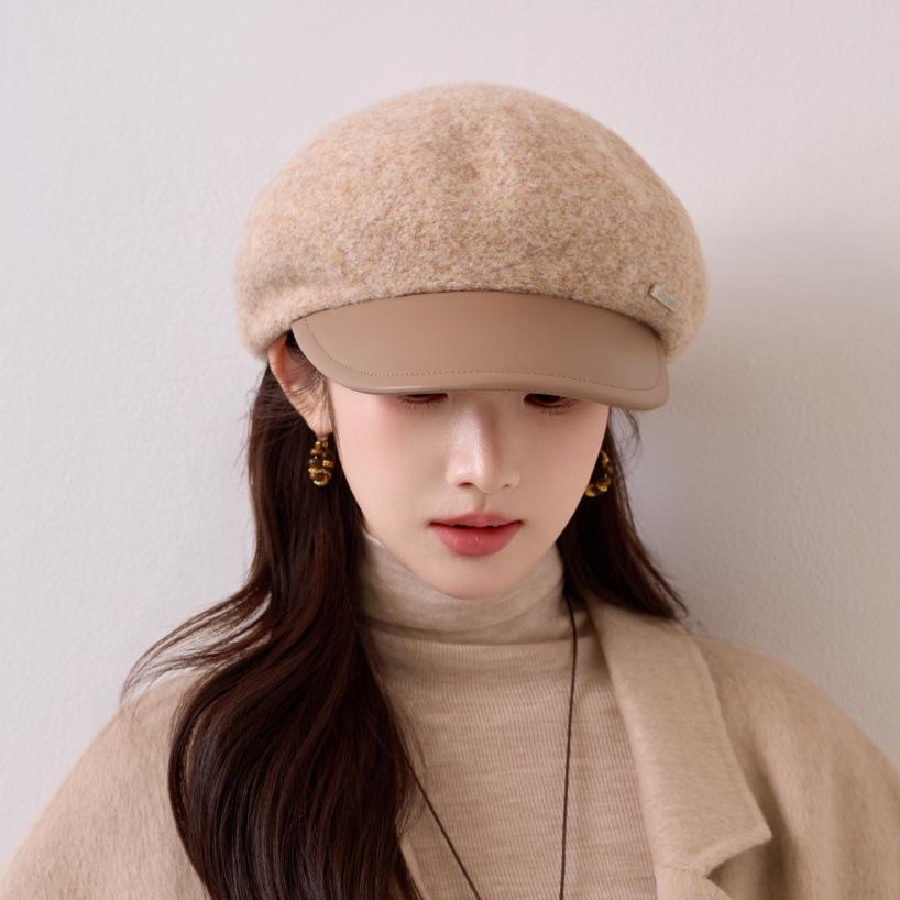 Retro octagonal hat women's autumn and winter versatile leather brim hat modified face shape thin women's hat supports mixed batch