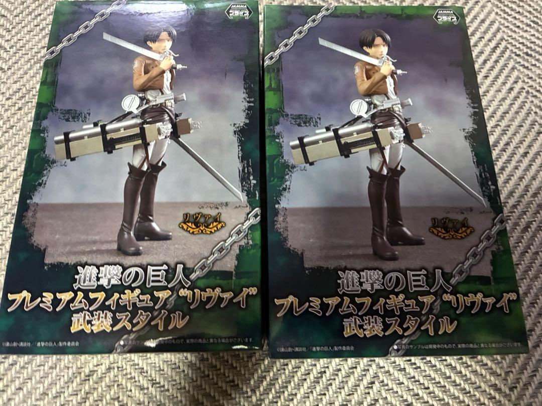 

[USED] SEGA Attack on Titan Premium Figure Levi Armed Style 2 Figures