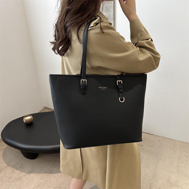 Einfache Damentasche große Tasche einfach Winter Freizeit große Kapazität Tragetasche Damen neue Handtasche Schultertasche