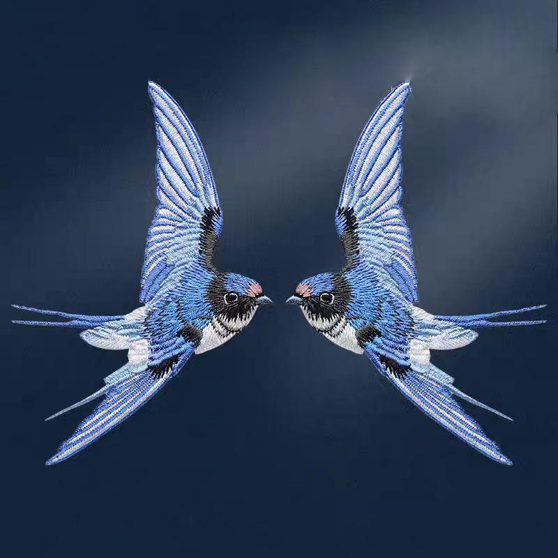 

1 пара нашивок с вышивкой голубых ласточек, многопозиционный симметричный дизайн, пришивные аппликации для ремонта отверстий на одежде