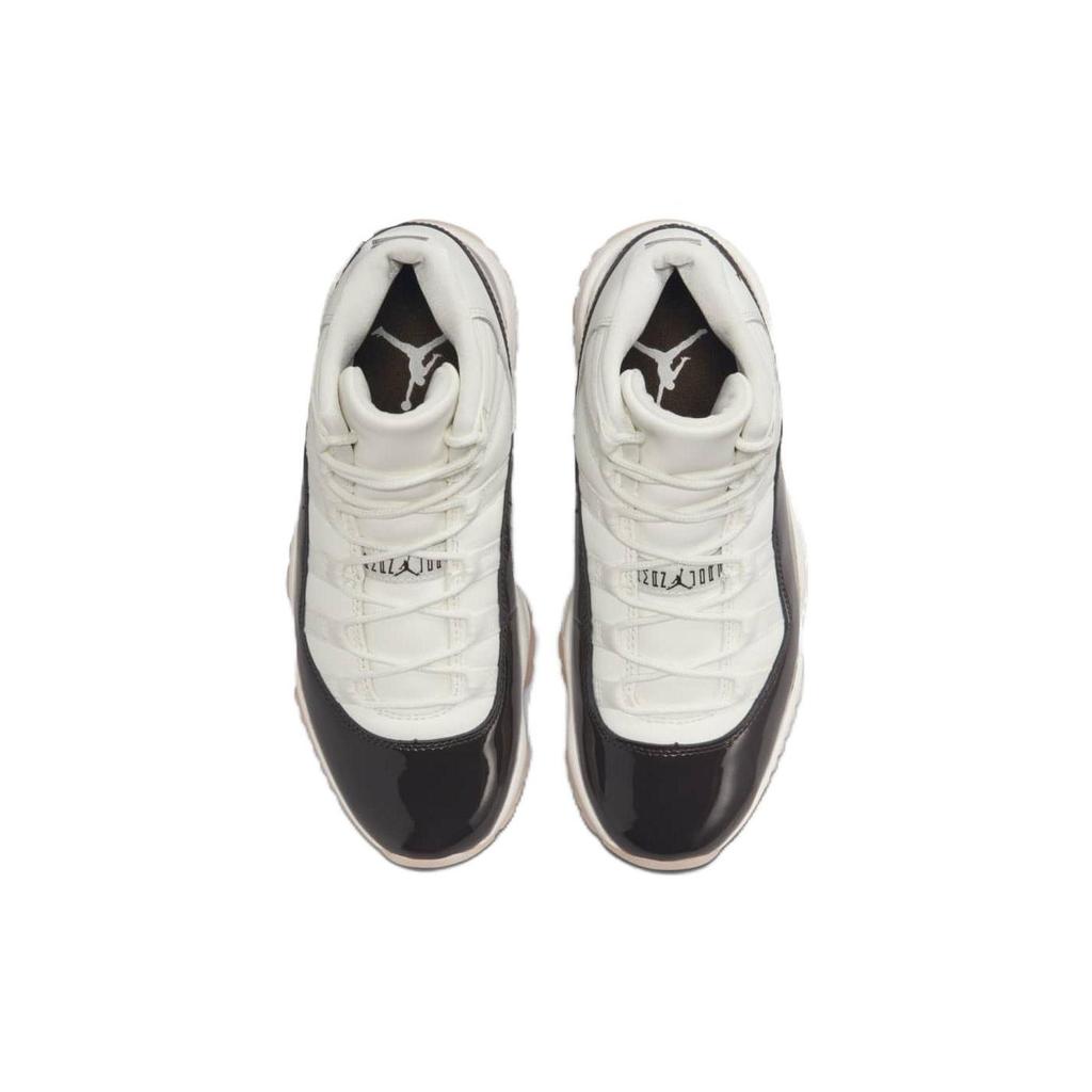 Air Jordan 11 Retro Neapolitan Women Sneakers Brown Sail Velvet-Brown AR0715-101