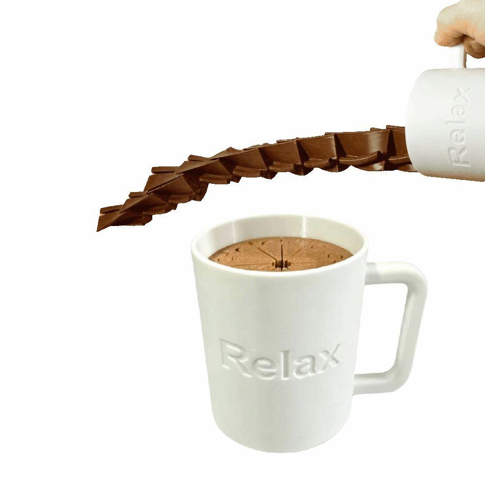 Portable Coffee Spill Fidget Toy 3D Printed Coffee Cup Retractable Toy Desktop Ornament