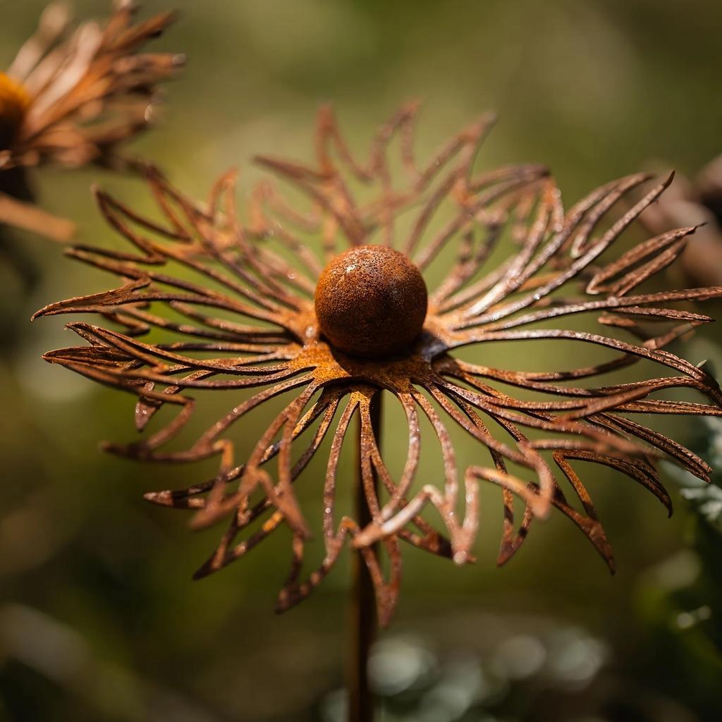 Rustykalny Metalowy Pal Bluebonnet Dekoracyjna Sztuka Ogrodowa Żelazna Ozdoba Trawnika Wykończenie Rdzewiejące Dekoracje Zewnętrzne do Ogrodu Paliki Ogrodowe