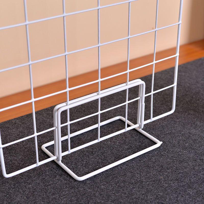Kindergarten Art and Jewelry Display Wire Rack