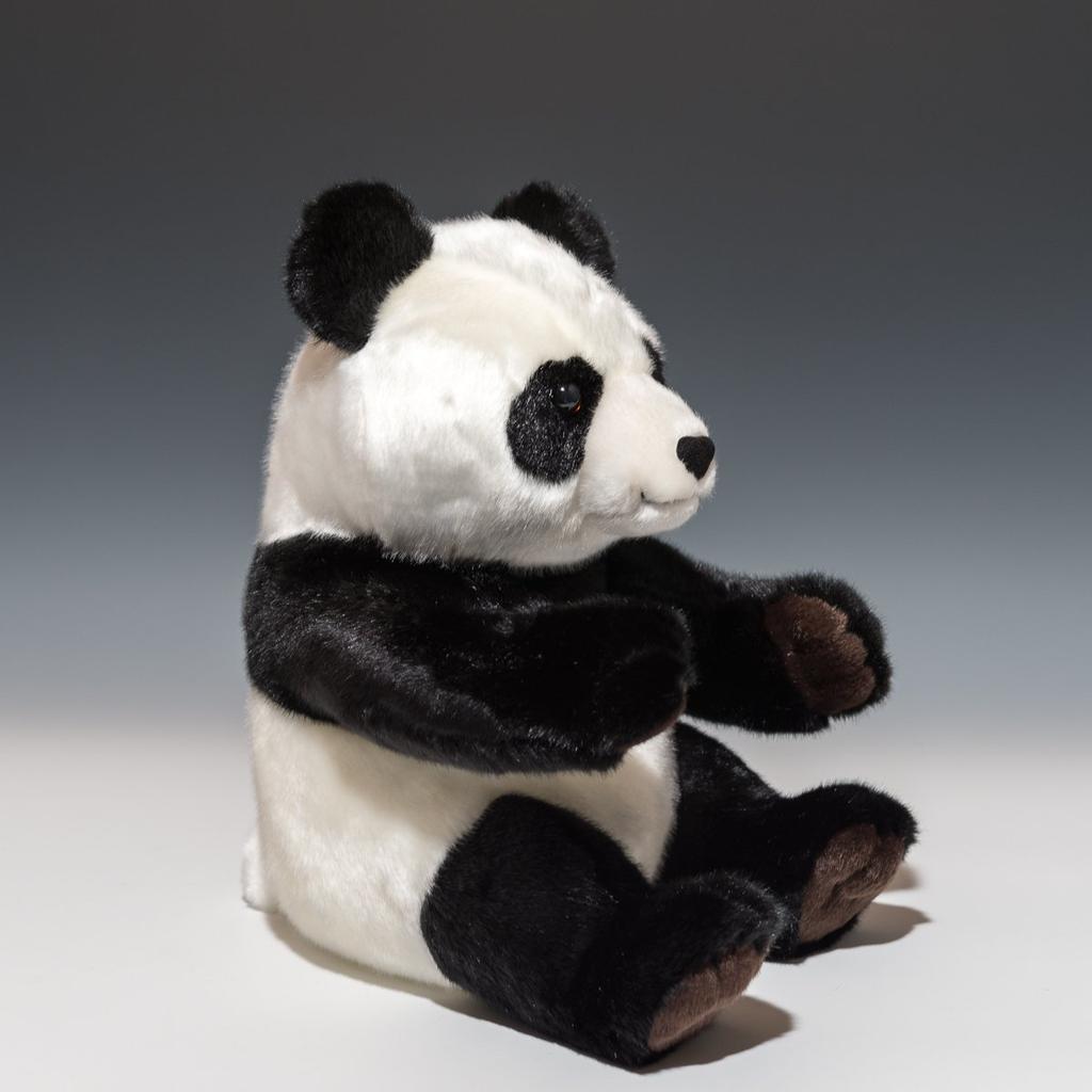 Bamboo shoot plush panda (M)