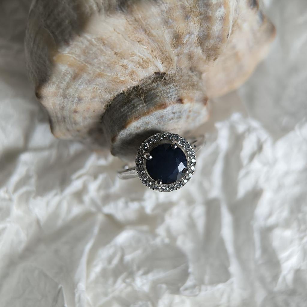 Silver Ring with Natural Sapphire 2.895ct, Cubic Zirconias, Item Weight 2.97 G (2180913)