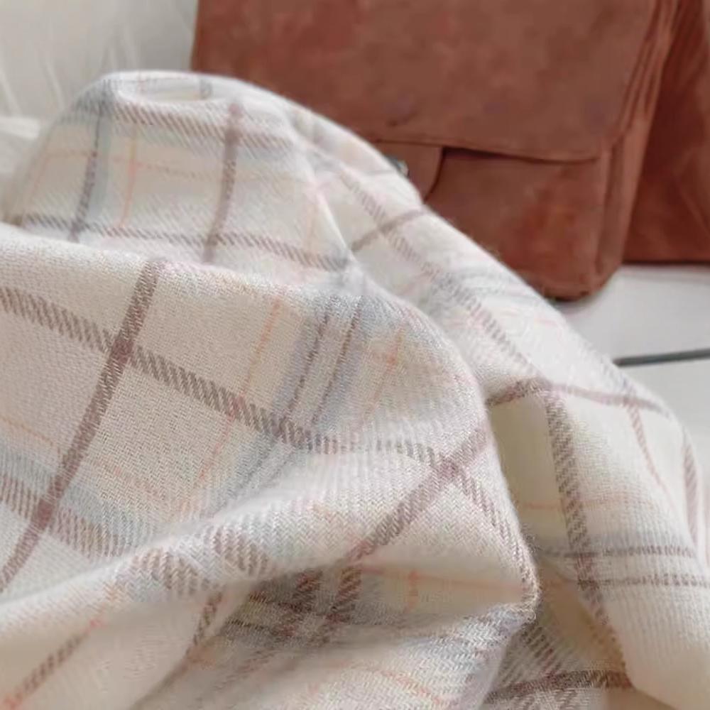 Scarf Women's winter high-end plaid shawl New autumn versatile fashion scarf Double-sided thickened trendy dual-use