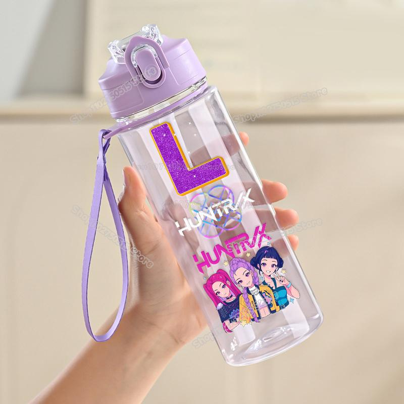 900ml KPop Łowcy Demonów List Butelka na Wodę Rumi Mira Zoey Dziewczęca Szkolna Kubek na Napoje Duża Pojemność Dziecięca Sportowa Outdoorowa Butelka ze Słomką