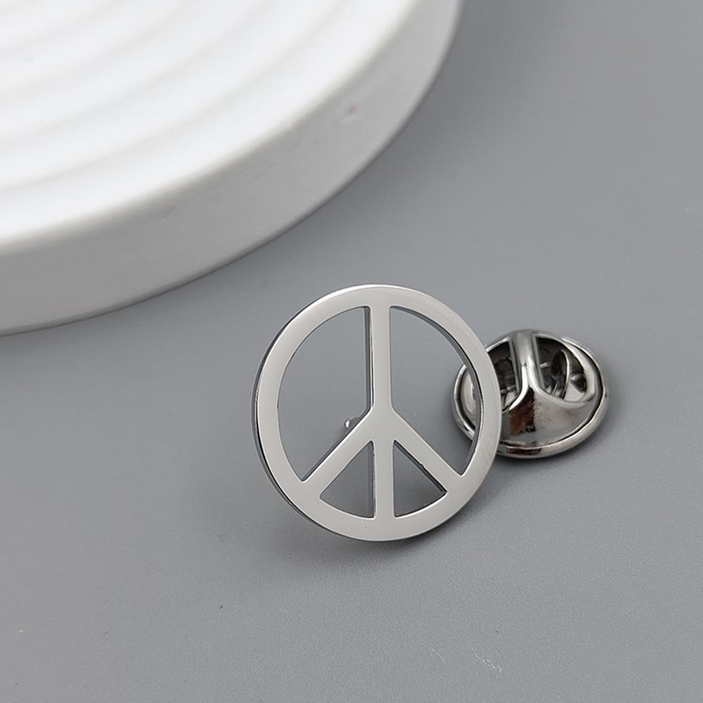 

Round gold-plated peace symbol badge, women’s anti-exposure buttons, suit lapel pin, collar brooch, formal accessories серебряный