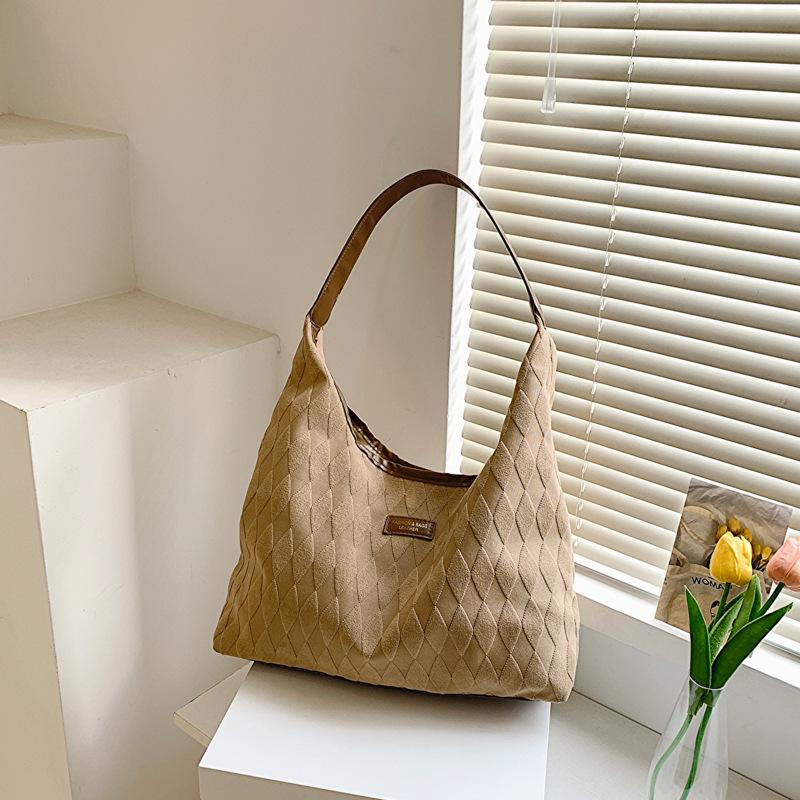 Chic Canvas Quilted Tote Bag for Women Large Capacity Commuter Shoulder Crossbody Bag