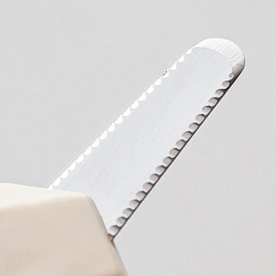 Box Cutter Auto-Retract Safety Blade Utility Knife Cardboard Magnetic Portable Tape Envelopes Cardboard Cutter Multi-Function Cutting