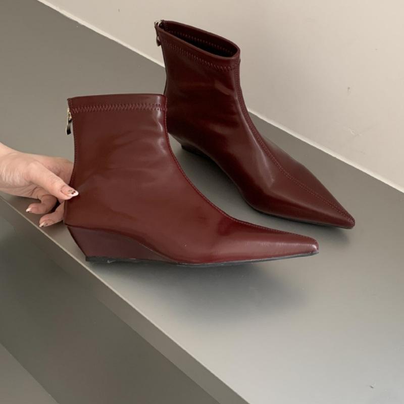 

2025 новые осенне-зимние ретро темперамент тонкие короткие женские ботинки с острым носком и тонким каблуком маленькие голые ботильоны 39 бордовый