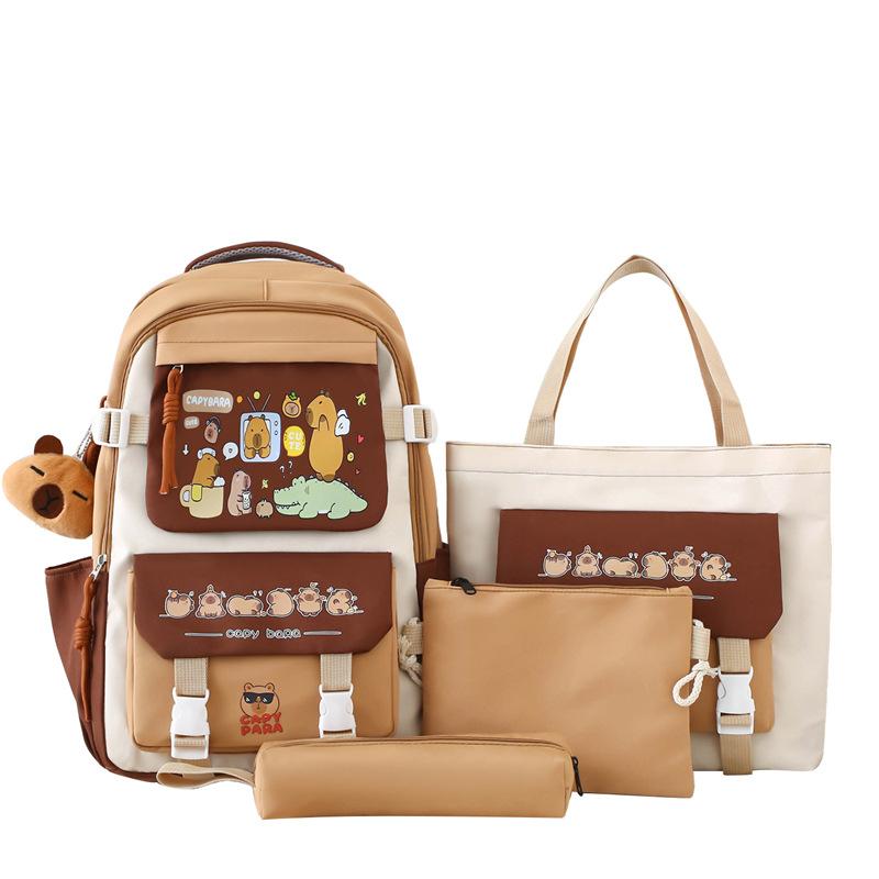 The new schoolbag is dirt-resistant and wear-resistant backpack. Junior high school schoolbag is unisex and large-capacity backpack.