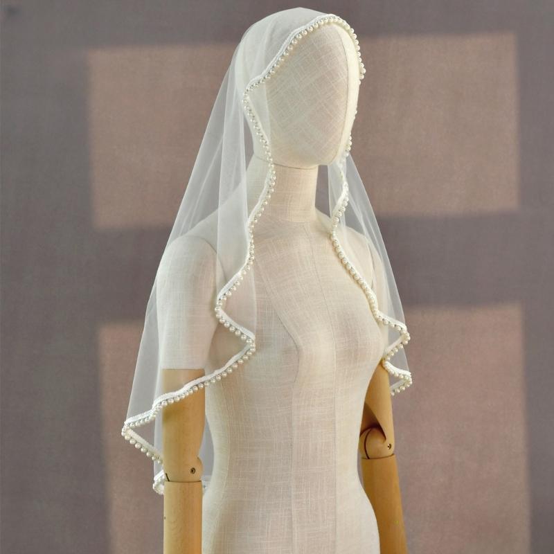Adjustable Bride Veils With Delicate Pearls Trim Breathable Design For Comfort Wedding Accessory