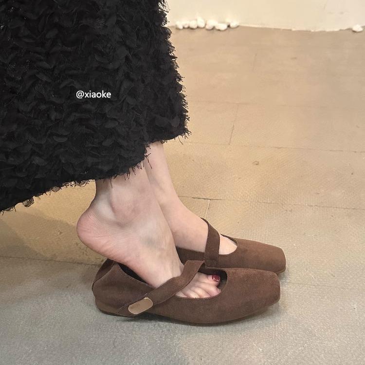 Retro square head shallow mouth single shoes women's flat 2025 new French evening wind suede temperament commuter Mary Jane shoes