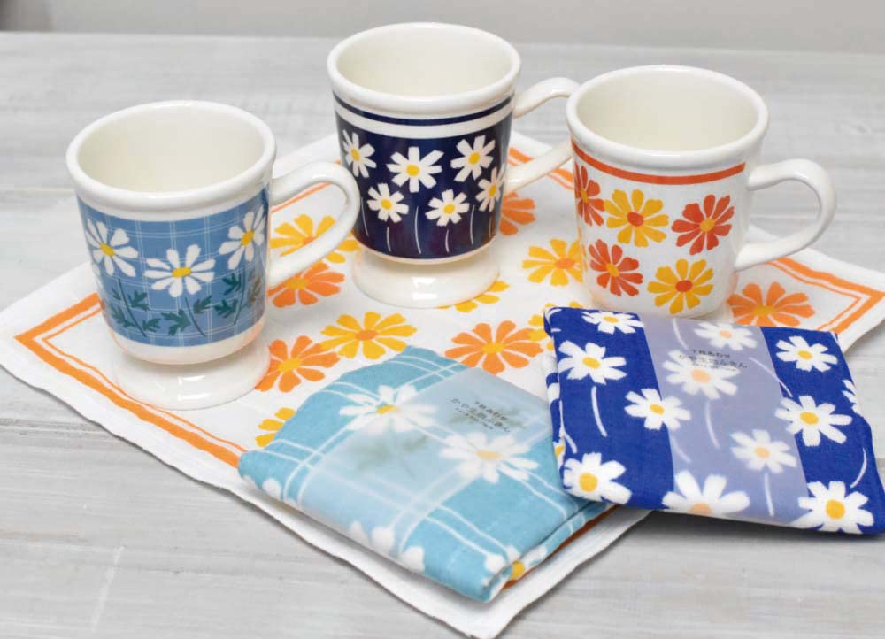 Ippinsha Mug, 250ml, Orange, Retro Flower