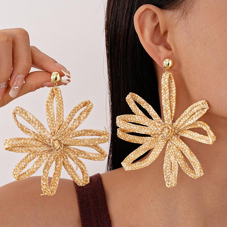 Bohemian Hand-woven Flower Silver Needle European and American Summer Vacation Style High-end Exaggerated Earrings