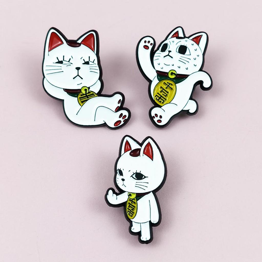 Cartoon Anime Lucky Cat Brooch - Cute Japanese Character Lapel Pin Accessory