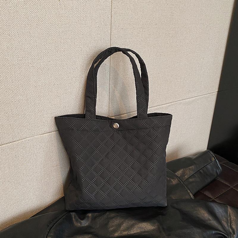 Стильная повседневная большая сумка-тоут для женщин 2023 Зимняя мода Трендовая уличная хлопковая сумка чёрный