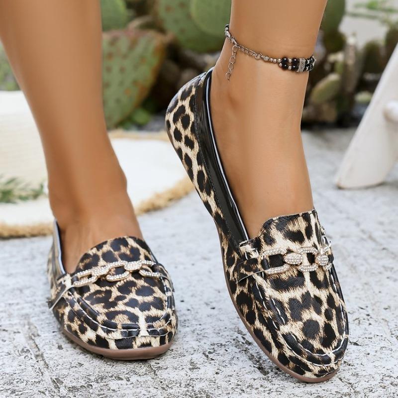 Fall New Loafers Vintage Round Toe Deep Mouth  Buckle Soft Sole Non-Slip Plus Size Flats