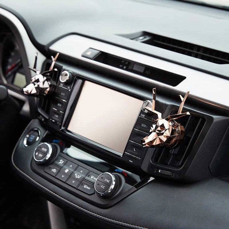 Bez krabičky Bez parfému Cool Deer Design Osvěžovač vzduchu do auta Bulldog Parfém do auta Dobrá vůně pro difuzér do auta Ochucování auta