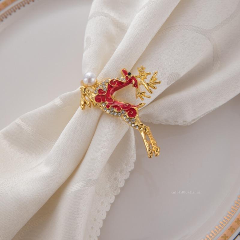 

1 шт. Рождественские салфетки в форме оленя Красные Синие Держатели для колец для салфеток для Рождественского праздника Нового года Свадебной вечеринки Украшение стола 2026