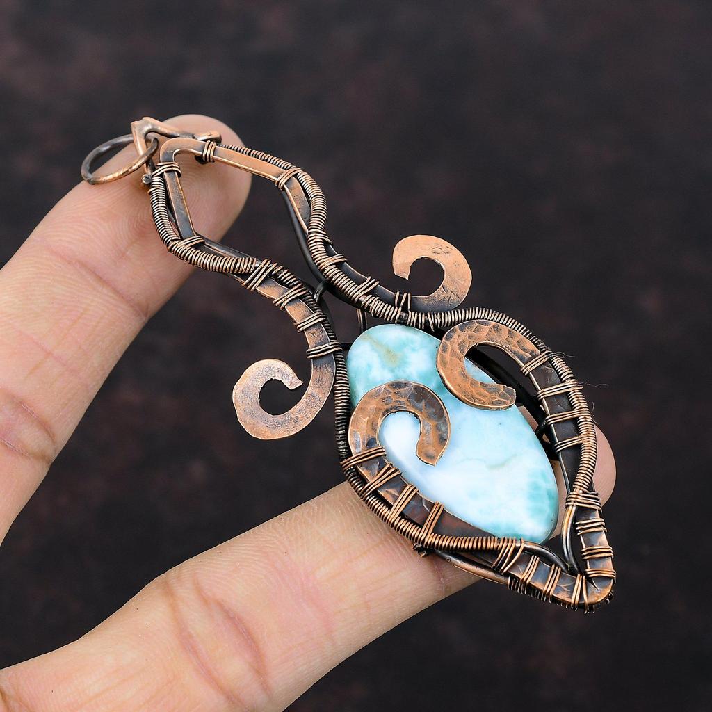 Larimar Anhänger Kupferdraht umwickelter Edelsteinanhänger Handgefertigter Drahtumwickelter Anhänger Larimar Kupferschmuck Hochzeitsgeschenk Ethnischer Stil Anhänger