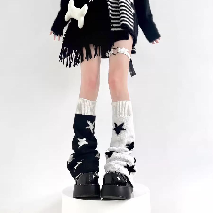 Y2K Black & White Wide-Leg Slouch Socks: Millennium Hot Girl Autumn/Winter Calf Flare Warmers