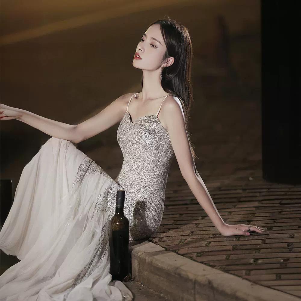 Waist fishtail evening dress new banquet temperament silver suspender niche long sequined host dress