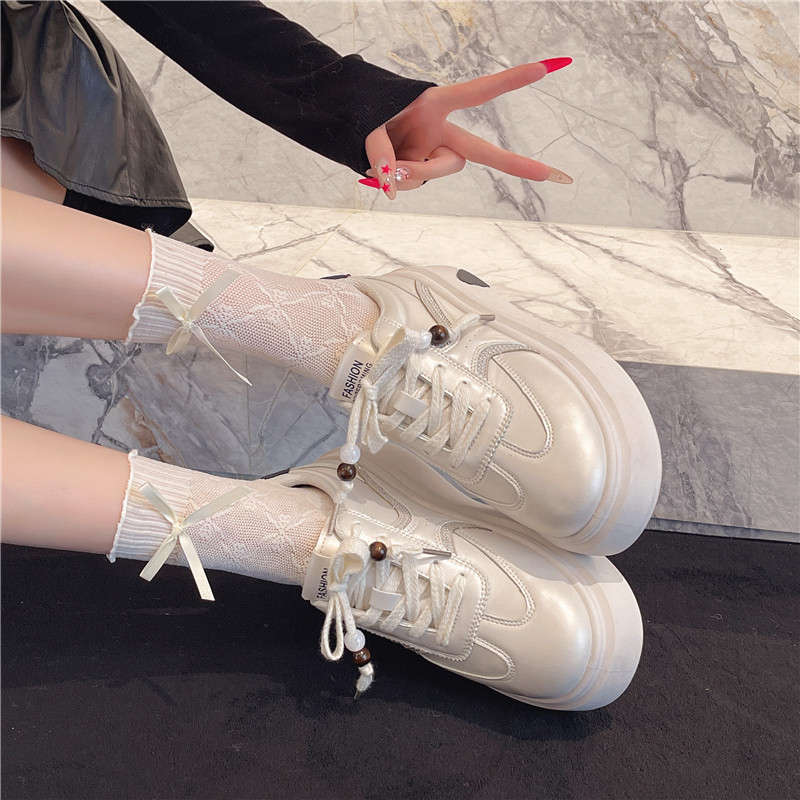 Platform white shoes women's 2025 autumn new popular small height increase fashionable versatile student sports and leisure shoes