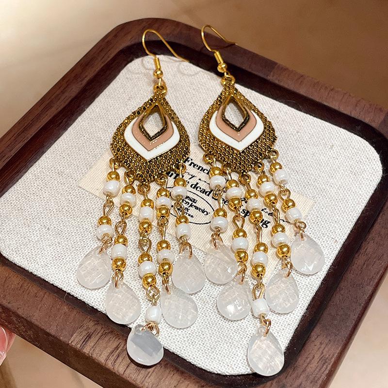 Bohemian Ethnic Style Feathers Fringed Earrings Ear Hooks Personalized Vacation Wind Ears