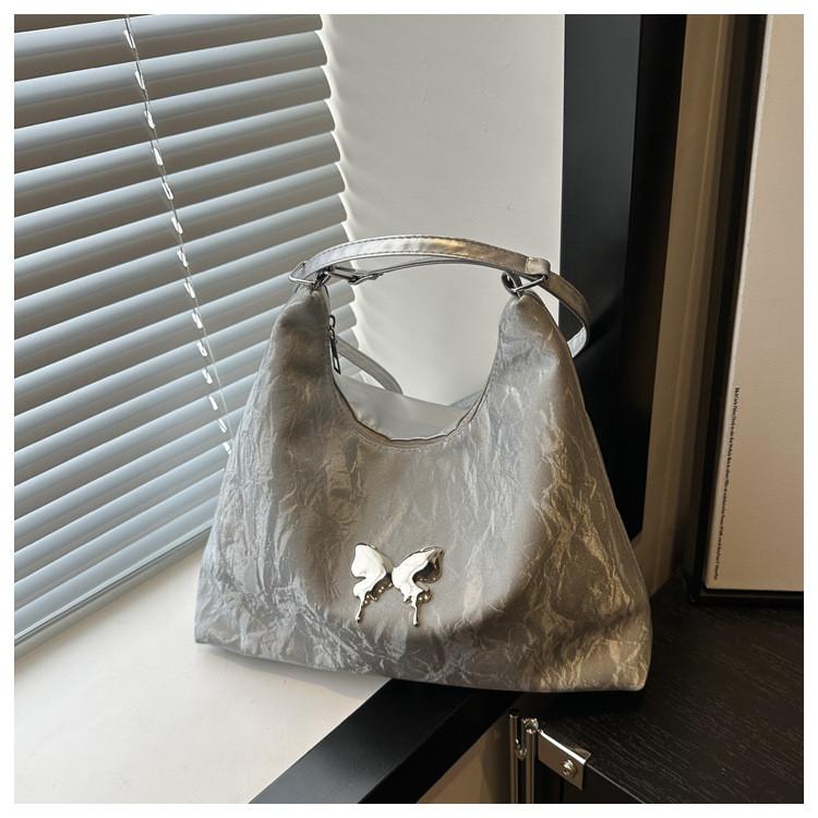 Fashionable And Spacious Korean Style Spring Large Capacity Shoulder Bag For Daily Use